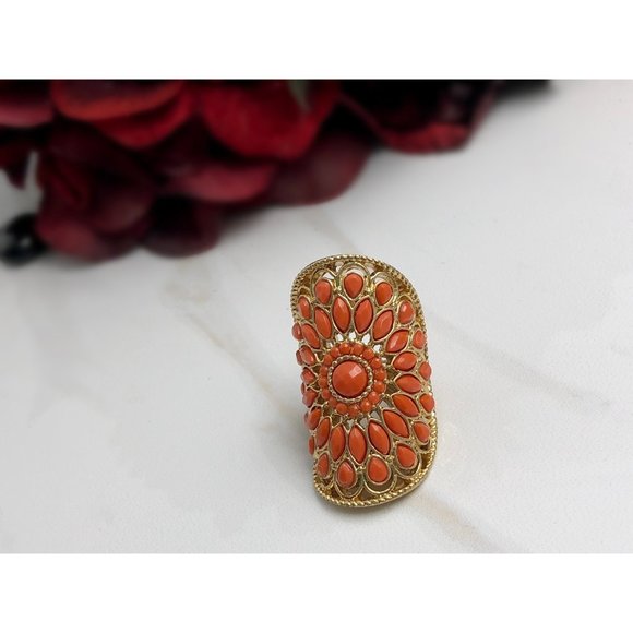 New Lia Sophia Ring - Picture 5 of 7